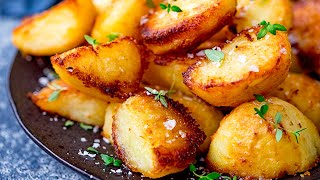 The BEST Crispy Roast Potatoes [upl. by Sonni]