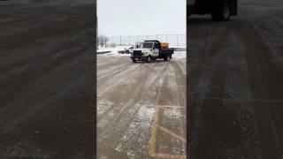 SnowEX VMaxx SP9500 Salt Spreader [upl. by Assila]