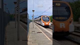 Civia 465 en Caldetes Rodalies R1 trains train trainshorts [upl. by Hauger]