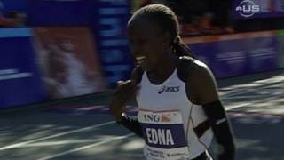 Edna Kiplagat wins New York Marathon  from Universal Sports [upl. by Nahshu]