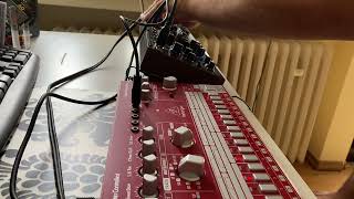 Behringer RD6 Sync Behringer Model D  Jam [upl. by Ibur816]