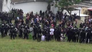 Pelea entre pandilleros enemigos [upl. by Annocahs]