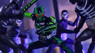 SH Figuarts Shinkocchou Seihou Kamen Rider OOO Gatakiriba Combo Review [upl. by Aillij]