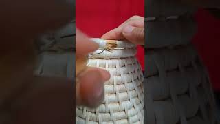 The process of making a wicker vase out of corn [upl. by Maon713]