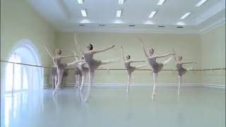 Vaganova Ballet Academy Classical Exam 2016 6th grade Pointe Enchainment [upl. by Gulick]