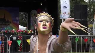 Southampton Thai Food and Crafts Festival 2017  Day 1  Thai Dancer in Gold Mask [upl. by Annor324]