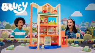 Bluey  Bluey Hammerbarn Shopping Playset  30s [upl. by Idden939]