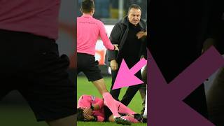 Pep Clotetmanager of Triestina assaults his own player for getting sent off🔥shorts football [upl. by Themis]