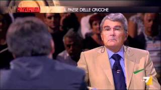 Piazzapulita  150911 Castelli quotsono poveroquot [upl. by Henleigh]