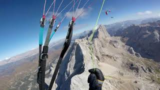 Parapendio in Dolomiti con top in Marmolada [upl. by Tanny477]