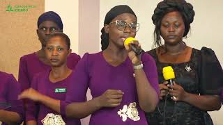 KIZINGO SDA CHURCH CHOIR NIMEGUNDUA HAZINA KUU LIVE SINGING🙏 [upl. by Lilak402]