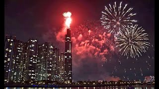 Showing Fireworks at Vincom Center Landmark 81  0292019  NTD [upl. by Raycher]