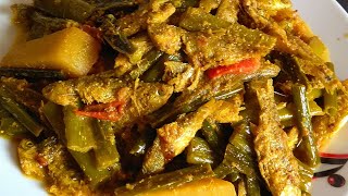 পেঁয়াজকলি দিয়ে পুঁটিমাছ Peyajkoli recipe in bengali Hare Pyaz Ki Sabzi [upl. by Cardon]