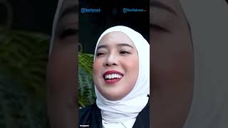 Melaney Ricardo Tersentuh dan Berkacakaca Saat Dengar Bacaan Salat dan Tahu Artinya [upl. by Lear]