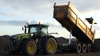 Dewulf Kwatro SelfPropelled 4Row Harvesting Potatoes  John Deere 8370R  Danish Agriculture [upl. by Annayhs]