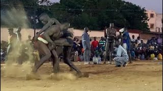 Quel chute technique de Gouygui Ganick sur Weuz Jordan au Terrain Galgui 14 juillet 2024 [upl. by Aynekat434]