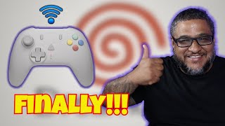 FINALLY NEW Sega Dreamcast WIRELESS controller from RETRO FIGHTERS [upl. by Zilvia]