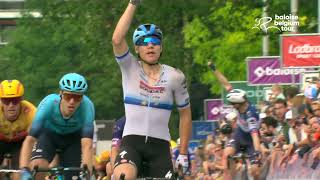 Baloise Belgium Tour Fabio Jakobsen wint in Brussel van der Poel eindwinnaar  Race highlights [upl. by Ellinehc716]