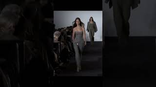 Faretta for Ralph Lauren Fall 2017 FashionShow fashionbrand catwalk supermodel [upl. by Pantia]