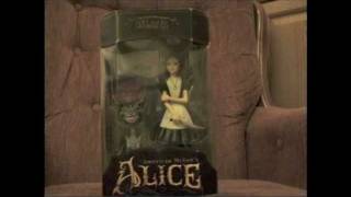 Action Figure Review American Mcgees AliceAlice and Cheshire Cat [upl. by Feer]