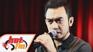 ESTRANGED  INGINKAN KAU LIVE  Akustik Hot  HotTV [upl. by Olmsted]