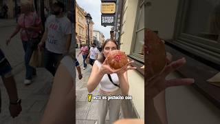 Buñuelos tradicionales Polonia krakow cracovia avispas viajes viajar polonia comida pączki [upl. by Anibor]