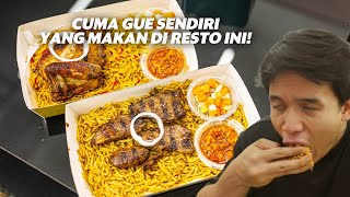 NYOBAIN RESTO KEBULI SEPI  CUMA GUE DOANG YANG MAKAN SENDIRIAN  GIMANA YA RASANYA [upl. by Singband]