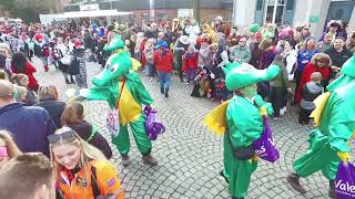 Rosenmontag 2024 Der Umzug in Neuss Holzheim [upl. by Htebaras]