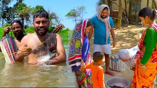 জীবনের সেরা মাগুর মাছ ধরা  Bengali style village pond fishing and cooking  villfood [upl. by Nancy]