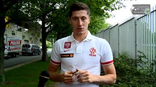 Robert Lewandowski nie wstydzi się Jezusa [upl. by Ateloiv125]