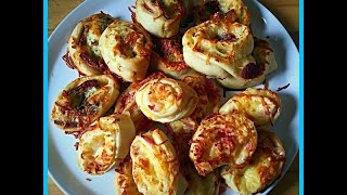 Pizzabrötchen mit Schinken Sucuk amp Käse [upl. by Nahgeam]