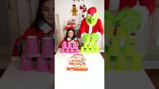 AURORA contro IL GRINCH🎄🎅🏻😱shortsvideo funny challenge familychallenge memes shorts natale [upl. by Rapsac239]