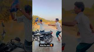 Ye kiya kar dala gadi ke sath me š²comedy reels funny rfunnycomedy [upl. by Dlabihcra]