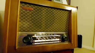 The Jam  Eton Rifles  70s Sounds  70 year old Pye valve radio [upl. by Ruskin]