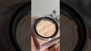 Huda Beauty Easy Bake 👩🏻‍🍳🍑🥧 makeupshorts settingpowder makeup [upl. by Saleem]