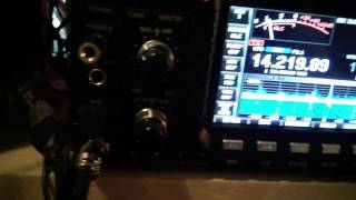 Rode Procaster mic on a ICOM IC7600 [upl. by Anidnamra]