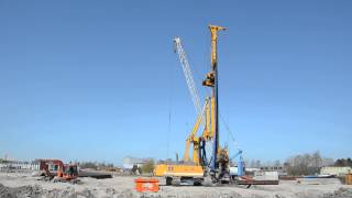 Bauer RG 25 piling rig installs Bauer Mixed in Place walls [upl. by Marigolde]