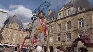 2023 Festival Mondial des Théâtres de Marionnettes de CharlevilleMézières place Ducale [upl. by Ffirahs]