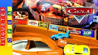 Carros de Carrera para niños  Pista de Coches CARS 3 Thunder Hollow crisscross race track [upl. by Repsihw]