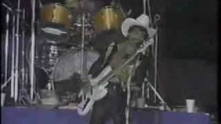 Los Tigres Del Norte  Prieta Casada En Vivo 1988avi [upl. by Jocelyne]