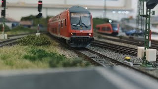 H0 Modellbahn  Betrieb im Bahnhof [upl. by Anaerda]