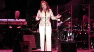 SHEENA EASTON Live quotFor Your Eyes Onlyquot Mohegan Sun 8312010 [upl. by Shiroma624]