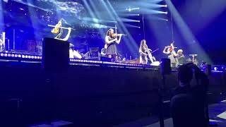 Hans Zimmer Live Paris Bercy 2022  Medley Pirates des Caraïbes [upl. by Gaylord155]