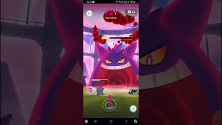 Dynamax Gengar vs GImigatamax Gengar pokemongame pokemongo dynamax gigantamax [upl. by Nariko218]