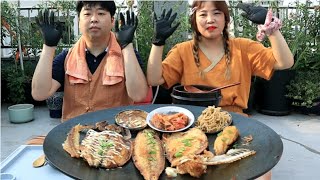 생선구이는 무조건 솥뚜껑에 해드세요 이 세상 바삭함이 아닌 생선구이 먹방 박대 먹방 MUKBANG [upl. by Schonthal308]