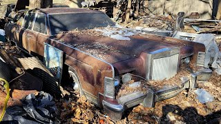 ROTTING 70s Lincoln Continental Sitting 30 Years WILL IT RUN  NNKH [upl. by Cecilio]