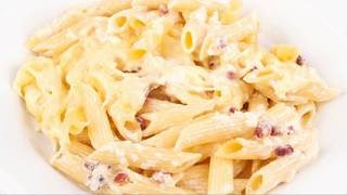 Recette  Pâtes carbonara facile [upl. by Idur701]