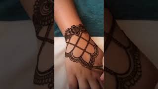 karwachauth mehendi karwachauthspecial mehendidesign ytshorts ytshorts [upl. by Abrahamsen465]