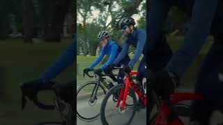 Disfruta de la Ruta y la Ciudad con RELIEF 🚴‍♂️🧥 [upl. by Chaffin]