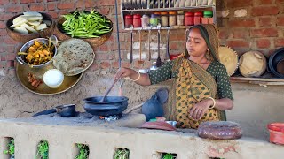 Guvar Bateta  Gujarat Village Style Lunch Cooking  Village Routine Life [upl. by Anemolihp53]